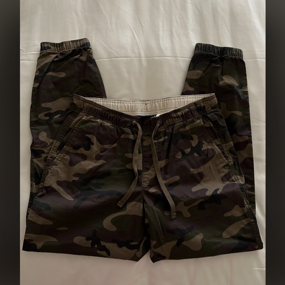 Gap Slim Canvas Joggers